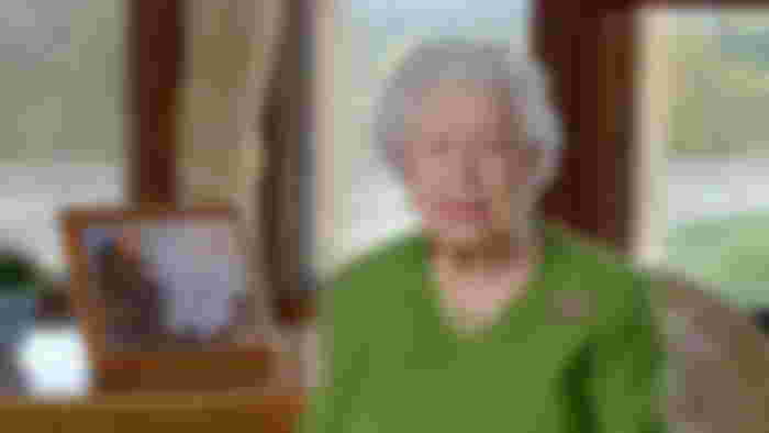 queen-elizabeth-monarch-reportedly-invited-camilla-kate-middleton-for-a-bonding-experience-because-she-wants-the-future-queen-consorts-to-be-close