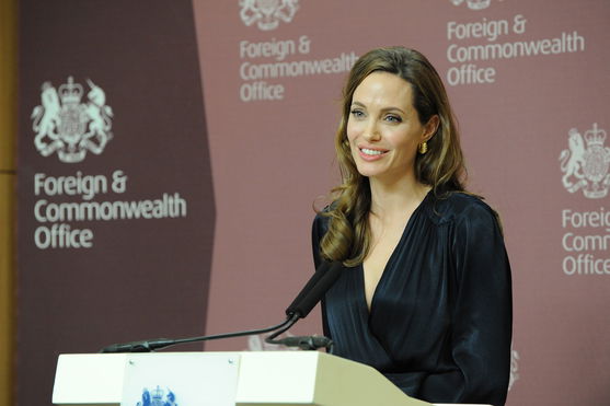 angelina-jolie-shock-brad-pitt-ex-at-risk-for-osteoporosis-and-fatal-cardiac-problems-actress-weight-loss-reportedly-scaring-her-family-and-friends
