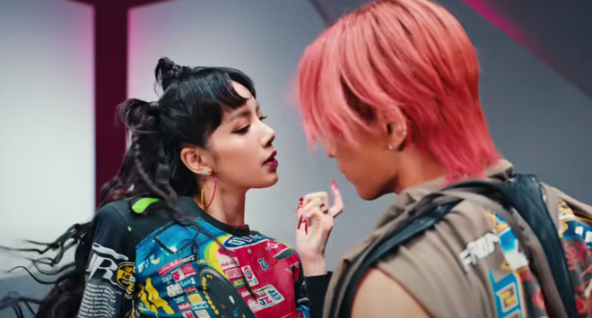 big-bangs-taeyang-revealed-special-relationship-with-blackpinks-lisa