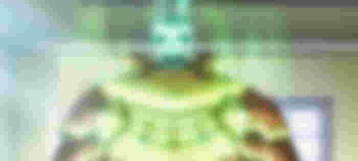 Why Does Ainz Glow Green in Overlord Is the Green Glow a Debuff