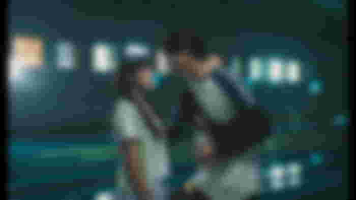 Ryu Sun Jae (Byeon Woo Seok) and Im Sol (Kim Hye Yoon) by the pool