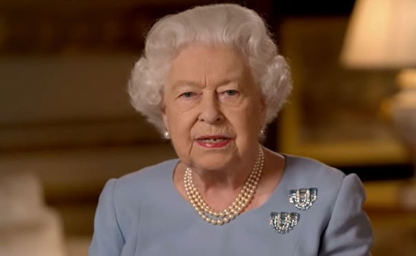 queen-elizabeth-shock-monarch-sparks-speculation-that-blue-could-be-bad-luck-since-she-wore-the-shade-to-princess-diana-sarah-fergusons-weddings