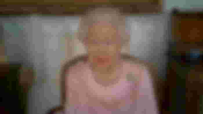 Image from Queen Elizabeth Shock: Monarch At Risk Of Dying Due To Her Drinking Habits, Bad Fall That Forced Her To Use Cane