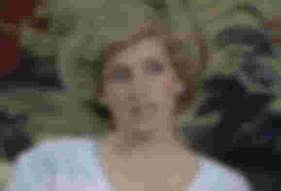 princess-diana-heartbreak-princess-of-wales-wanted-to-be-with-prince-charles-even-after-they-were-forced-to-divorce-royal-expert-claims