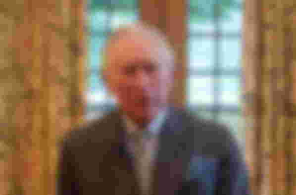 prince-charles-shock-queen-elizabeths-son-not-fit-to-be-king-following-cash-in-bags-scandal-royal-commentator-reportedly-thinks-britons-would-favor-prince-william-more
