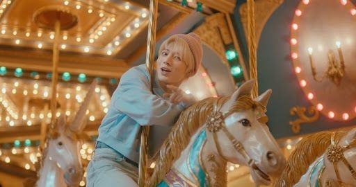 txt-taehyun-fashion-choices-deemed-funky-yet-drool-worthy