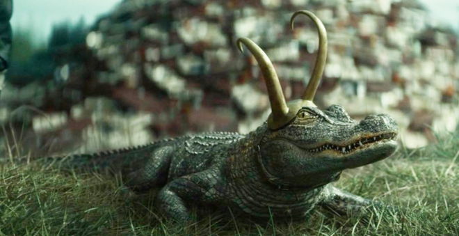 Tom Hiddleston Declares Alligator Loki as the Superior Loki