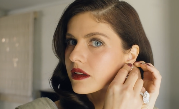 amc-mayfair-witches-series-casts-alexandra-daddario-as-rowan