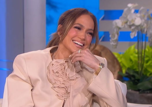 jennifer-lopez-shock-ben-afflecks-girlfriend-forcing-him-to-have-a-baby-via-surrogate-jennifer-garners-ex-husband-allegedly-thinks-its-not-right