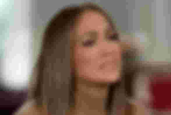 ben-affleck-jennifer-lopez-pack-on-the-pda-outside-dunkin-donuts-days-after-batman-actor-reunited-with-his-ex-wife-jennifer-garner