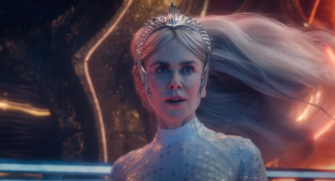 Queen Atlanna warns Aquaman about the black trident