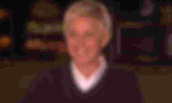 ellen-degeneres-mourning-ex-girlfriend-anne-heches-death-portia-de-rossis-wife-allegedly-not-invited-to-actresss-funeral