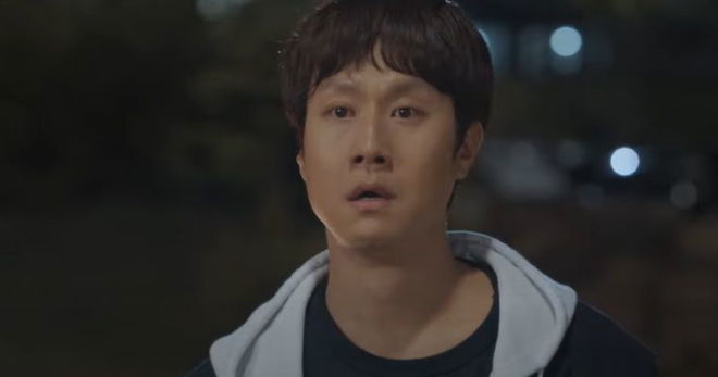 mental-coach-jegal-episode-12-recap-jung-woo-resigns-as-mental-coach-after-pictures-of-him-lee-yoo-mi-kissing-surface