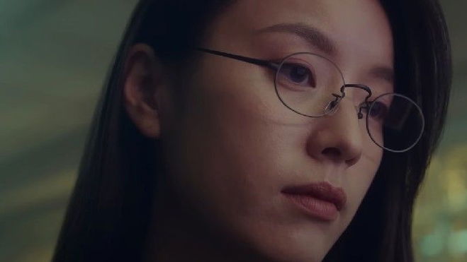 Han Hyo-joo as Lee Mi-hyun in Moving