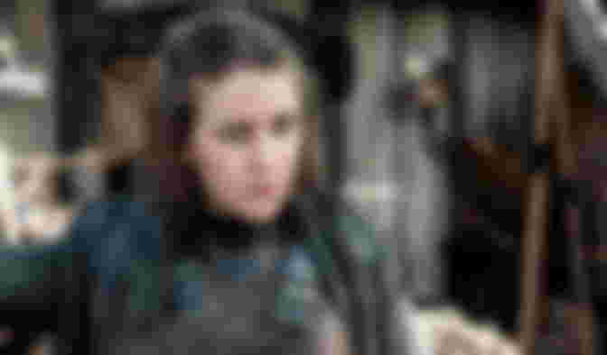 Game of Thrones Star Recalls the Sex Scenes Being a 'Frenzied Mess'
