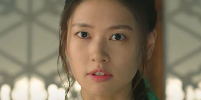 alchemy-of-souls-episode-1-recap-will-lee-jae-wook-discover-jung-so-mins-real-identity-hwang-minhyun-hints-at-a-special-connection-with-go-yoon-jungs-naksu