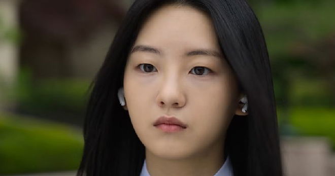 cho-yi-hyun-success-all-of-us-are-dead-actress-wants-to-have-different-roles-soon
