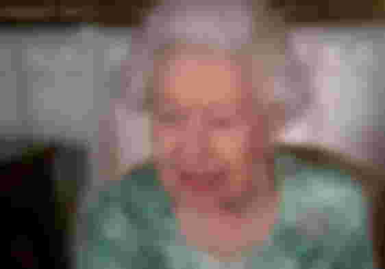 queen-elizabeth-heartbreak-monarch-privately-expressed-shes-struggling-after-prince-philips-death-doesnt-want-royals-to-enter-husbands-room-in-sandringham