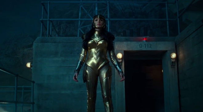 New Wonder Woman 1984 Poster Highlights Diana's Gold Armor