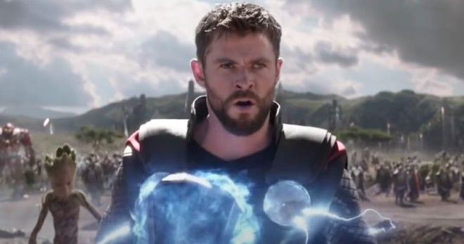 Thor Actor Chris Hemsworth Gets Called Out by Logan Paul: 'I'll Fight Him After Mayweather'