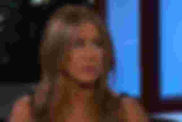 jennifer-aniston-shock-friends-star-cant-stop-thinking-about-brad-pitt-turns-to-cannabis-for-comfort