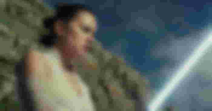 Star Wars Fan Says Rian Johnson Should Apologize For 'Awful' The Last Jedi