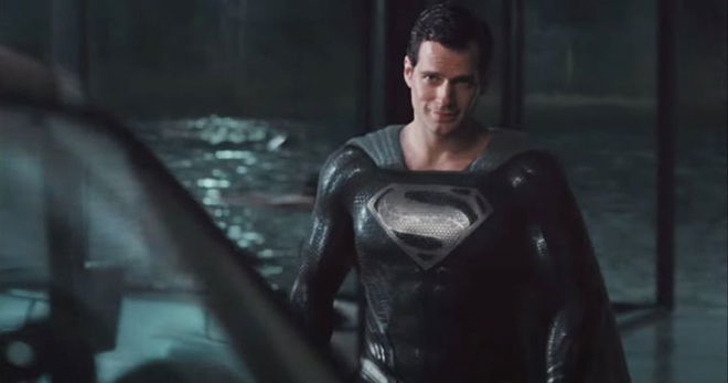 Justice League Releases Version of Black Superman Suit Scene