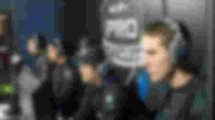 An older EnVy lineup mid-game. Image Courtesy of FOX Sports.
