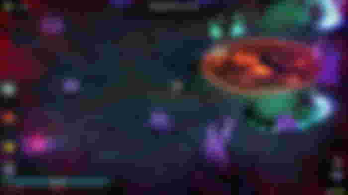 Melinoe, low on health, throwing daggers at the Hecate boss who is throwing spells towards the player.
