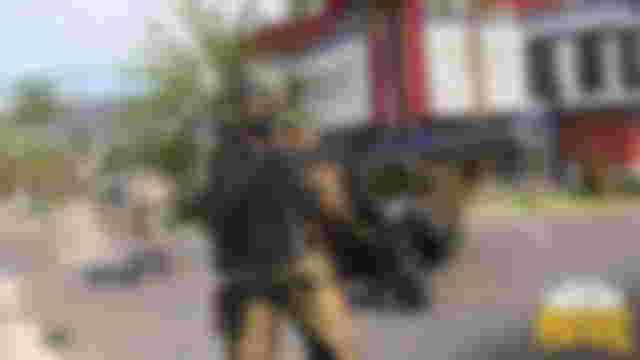 Warzone Operator Aiming Down Sights