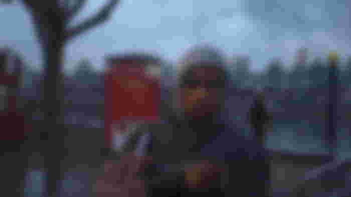 Modern Warfare 3 Gaz holding cigarette while wearing hoodie