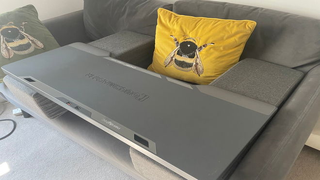 The Nerdytec Couchmaster Cycon 2 from the front