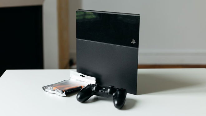 PS4 error code NP-31805-7 - An image of PlayStation 4 console