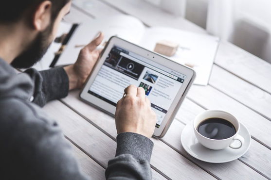 SEO Metrics that Tech Blogs Must Track to Ensure Consistent Growth