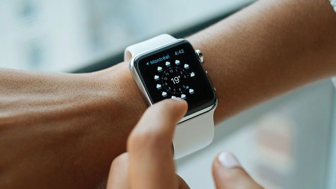 Best Smartwatch Under 50 2022: Our Top Picks For Cheap Smartwatches