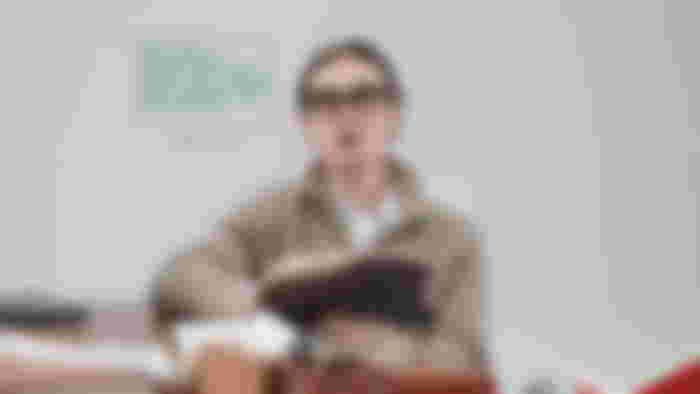 halliday glasses