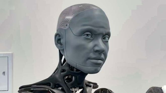 Engineered Arts CEO warns against pairing AIs with military robotics