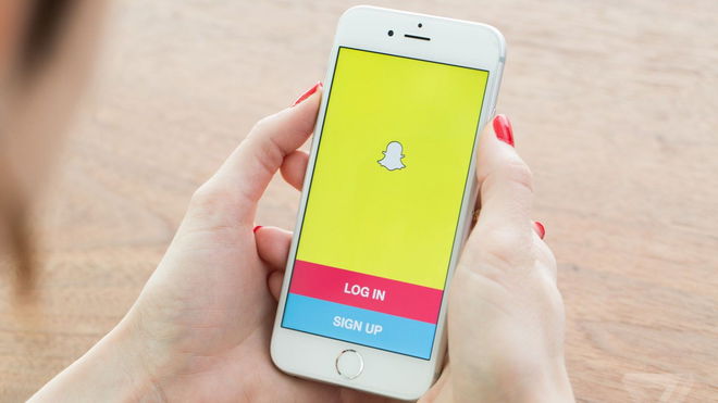 Snapchat device banned - An image of the Snapchat login screen on an iPhone