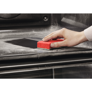 clean an oven quickly 1