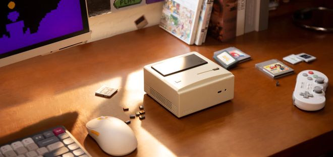AYANEO retro mini PCs - the AM01 on a desk