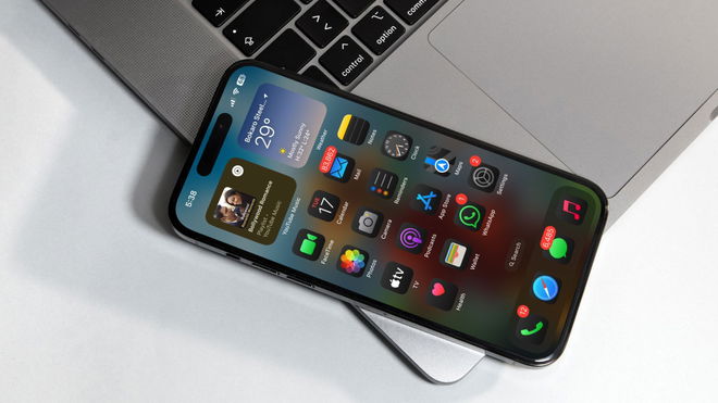 iOS 18 Home Screen with Dark Mode icons
