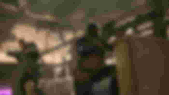 Modern Warfare 3 players aiming weapons