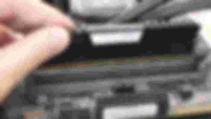 RAM in PC building - holding the RAM