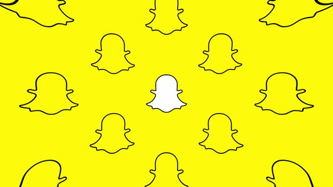 An image of the yellow logo of Snapchat - Yellow Circle around Snapchat Story meaning