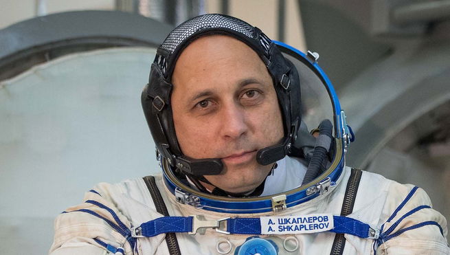Russian cosmonaut gives NASA Space Station control after Russia's threats