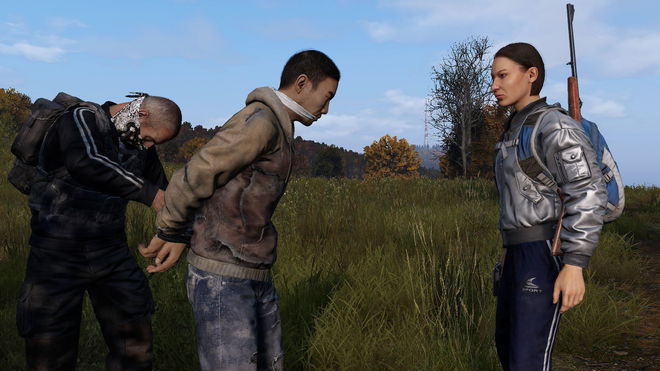 Best DayZ weapons - players bounding another character