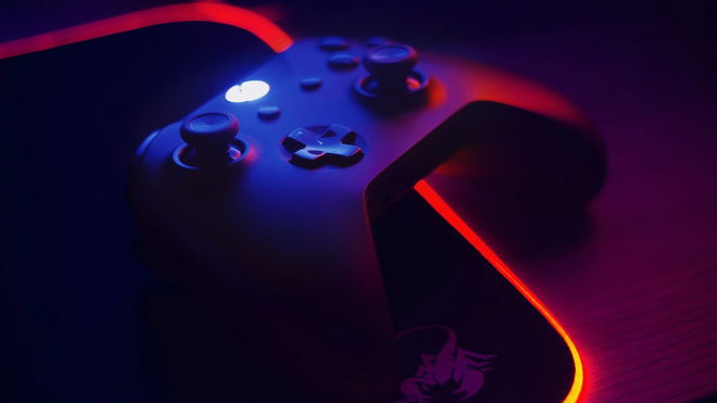 stream games from Xbox to Discord - xbox gamepad