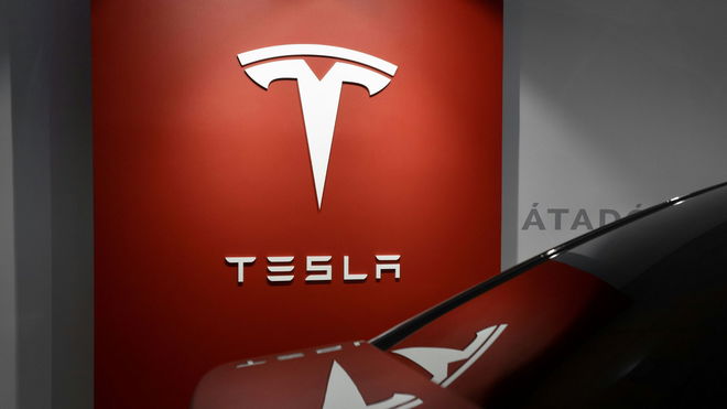 Tesla logo