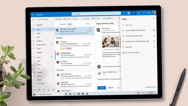 Outlook error code 80090016 - An image of the Outlook app running on tablet
